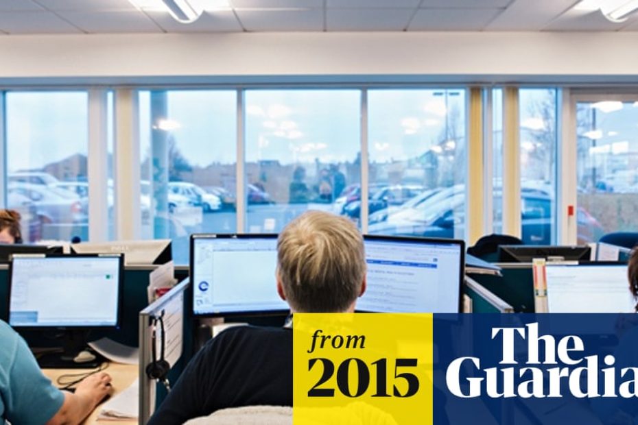 A Day At An Nhs 111 Call Centre: 'You Do Your Best To Give The Right  Advice' | Nhs | The Guardian