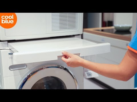 Wasmachine en wasdroger stapelen met tussenstuk